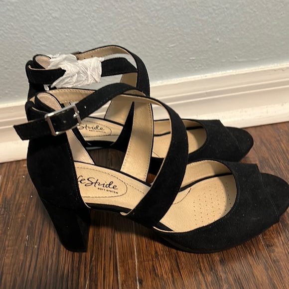 Lifestride heels - new - Picture 2 of 5